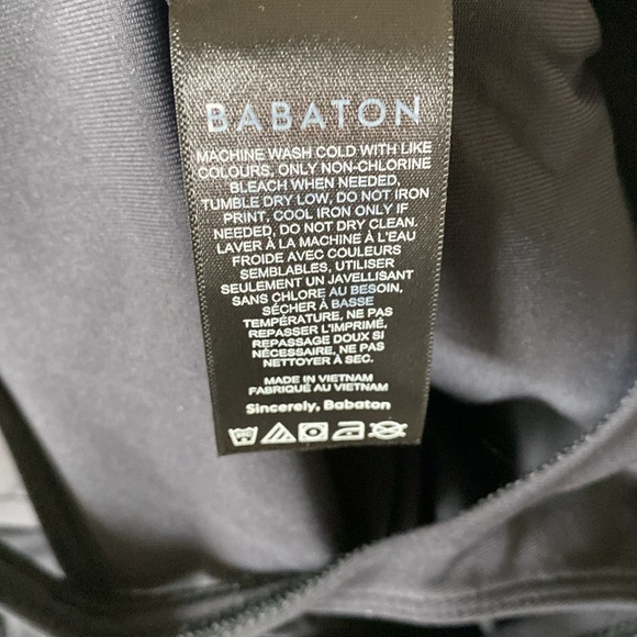 Aritzia Babaton contour Long Sleeve square neck Bodysuit w thong cut bottom. XS - Picture 5 of 7